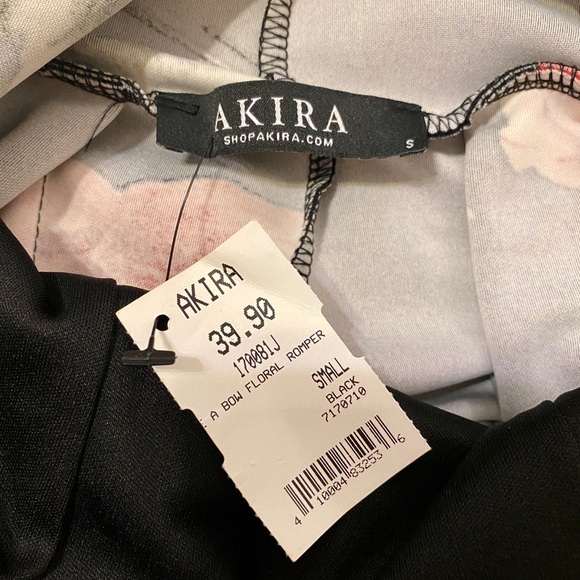 AKIRA Floral Romper - Picture 3 of 3